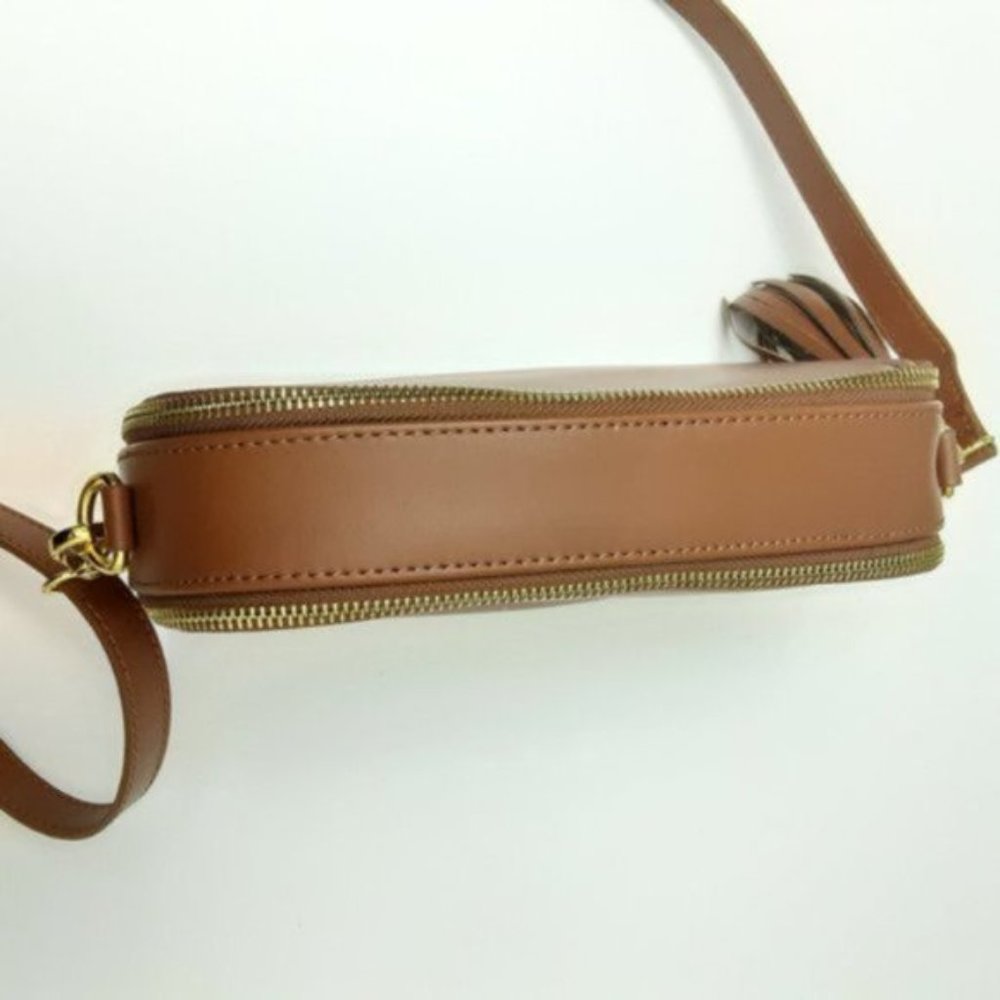 *SOLD* NWOT Joy & Iman Leather RFID Crossbody Bag Brown - Picture 6 of 8